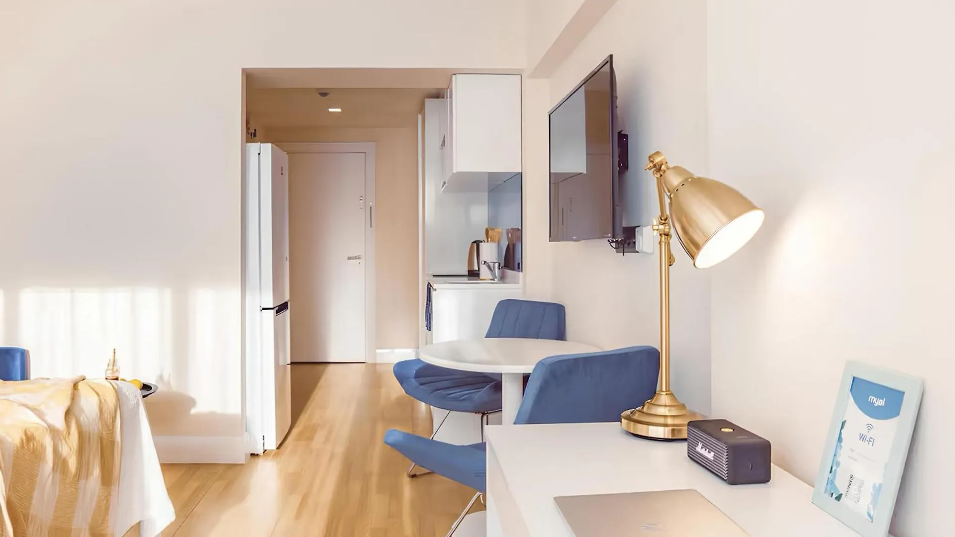 King Suite Panorama Central Hotel Batumi