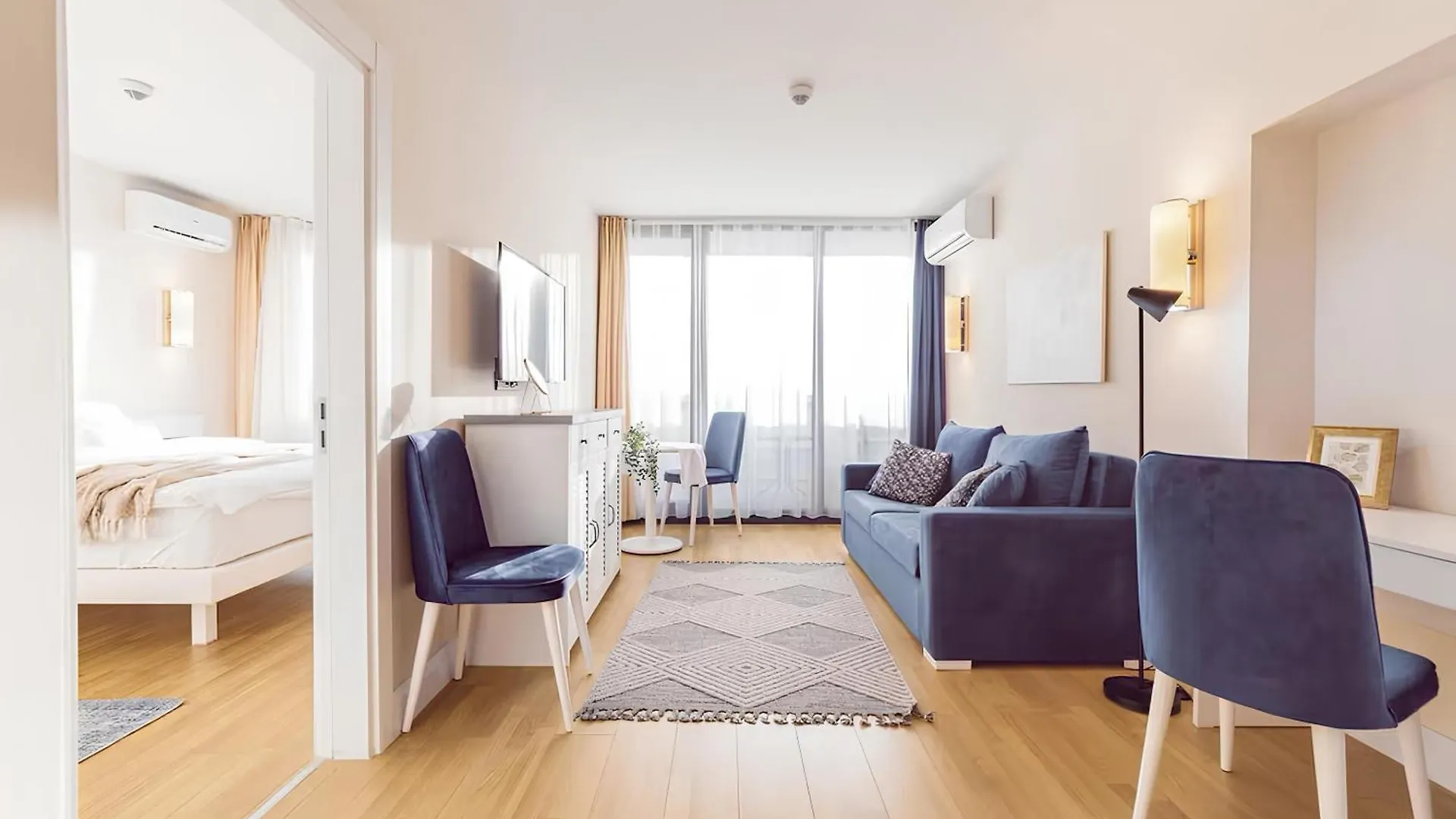 King Suite Panorama Central Hotel Batumi
