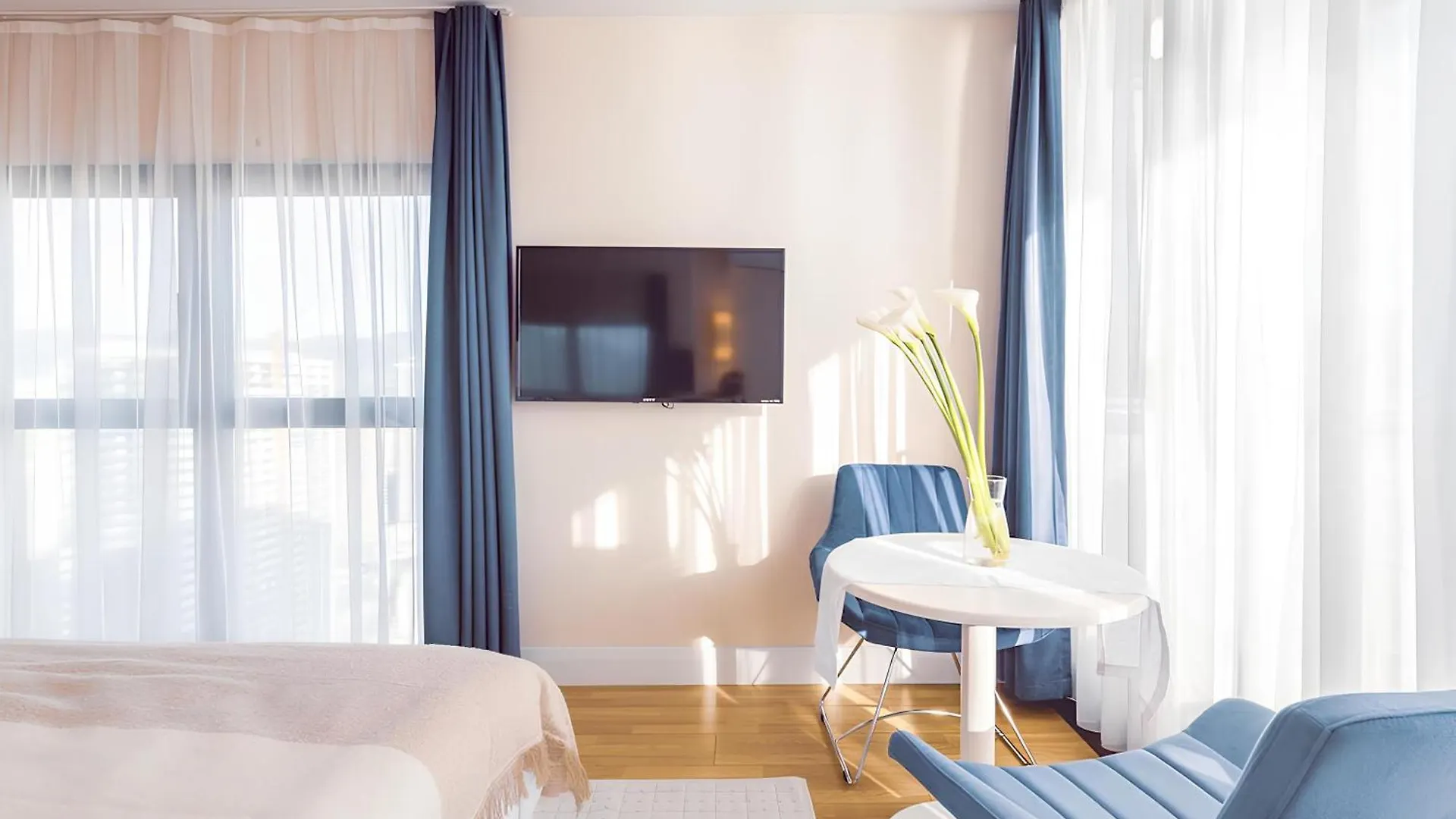King Suite Panorama Central Hotel Batumi