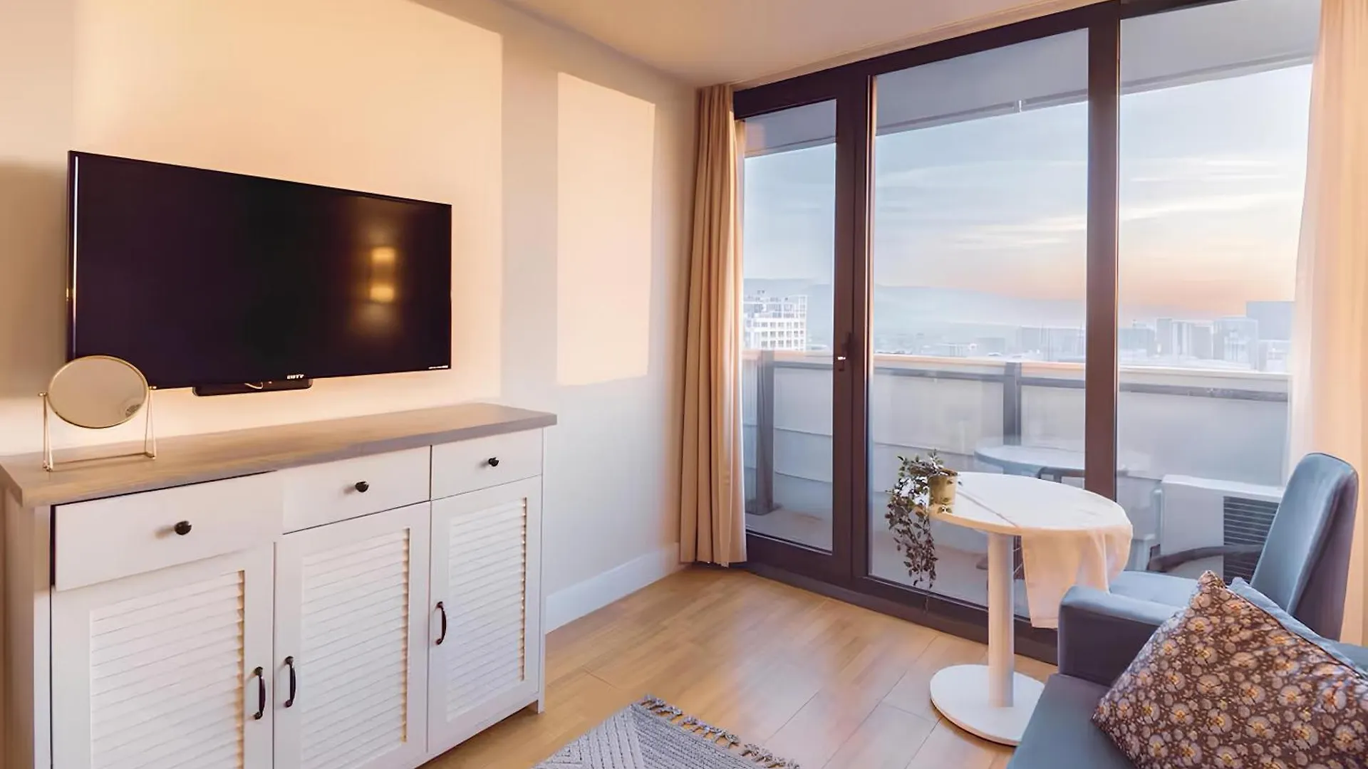 King Suite Panorama Central Hotel Batumi 0*,  Georgia