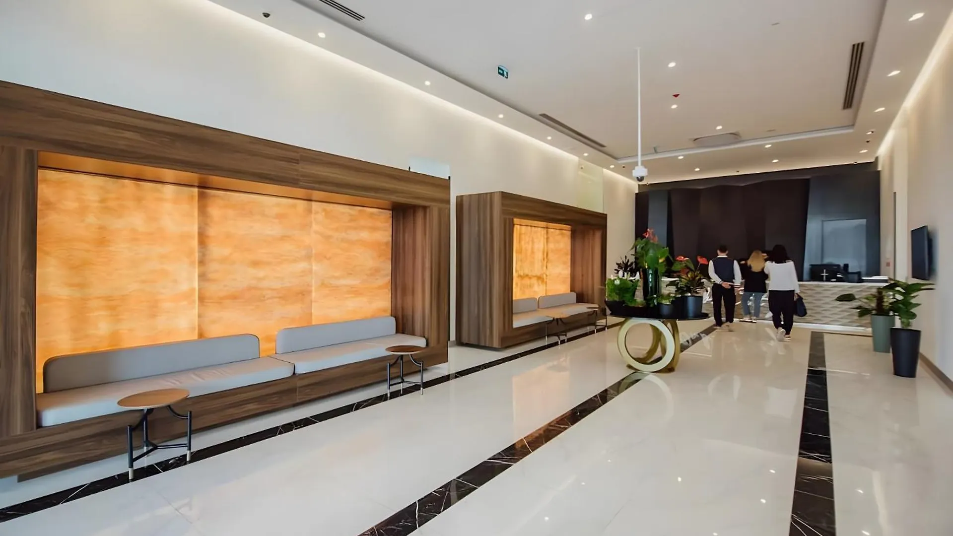 King Suite Panorama Central Hotel Batumi 0*,