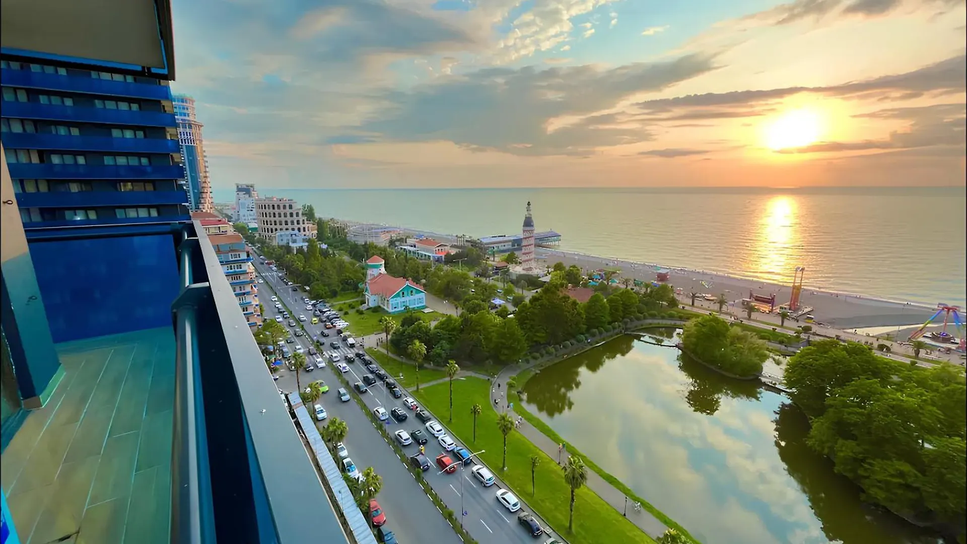 King Suite Panorama Central Hotel Batumi